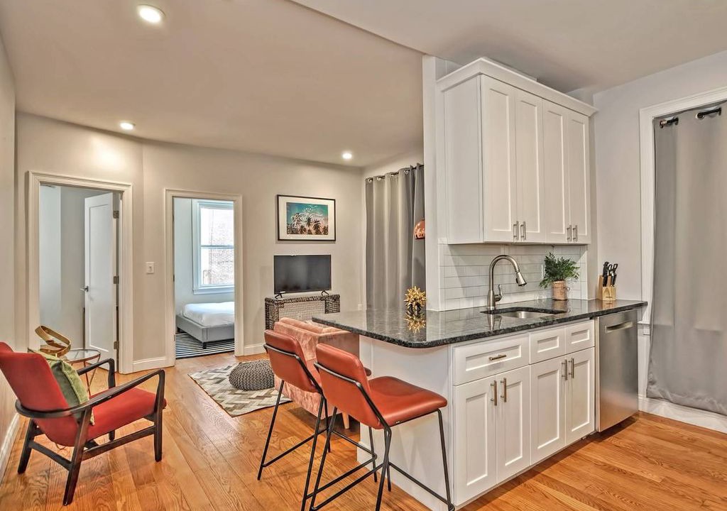 Photo of Livingroom in North End