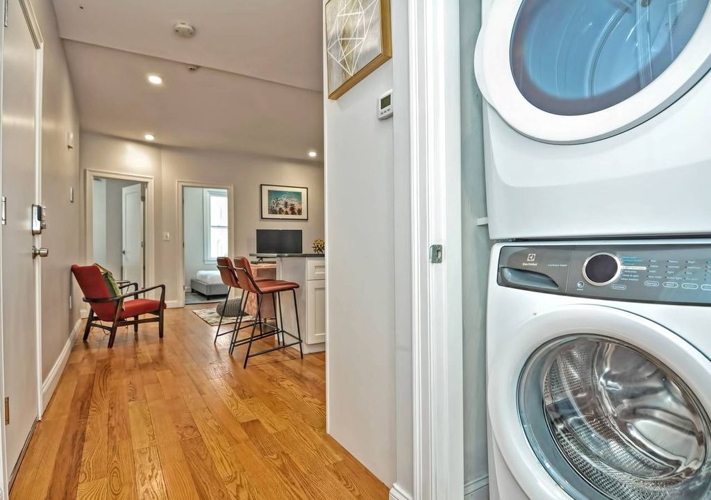 Photo of Livingroom in North End