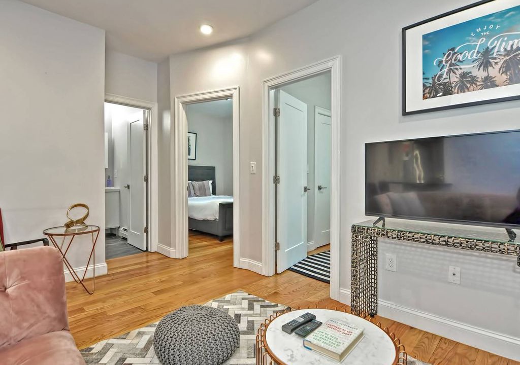 Photo of Livingroom in North End