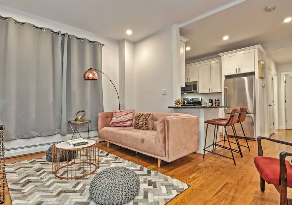 Photo of Livingroom in North End