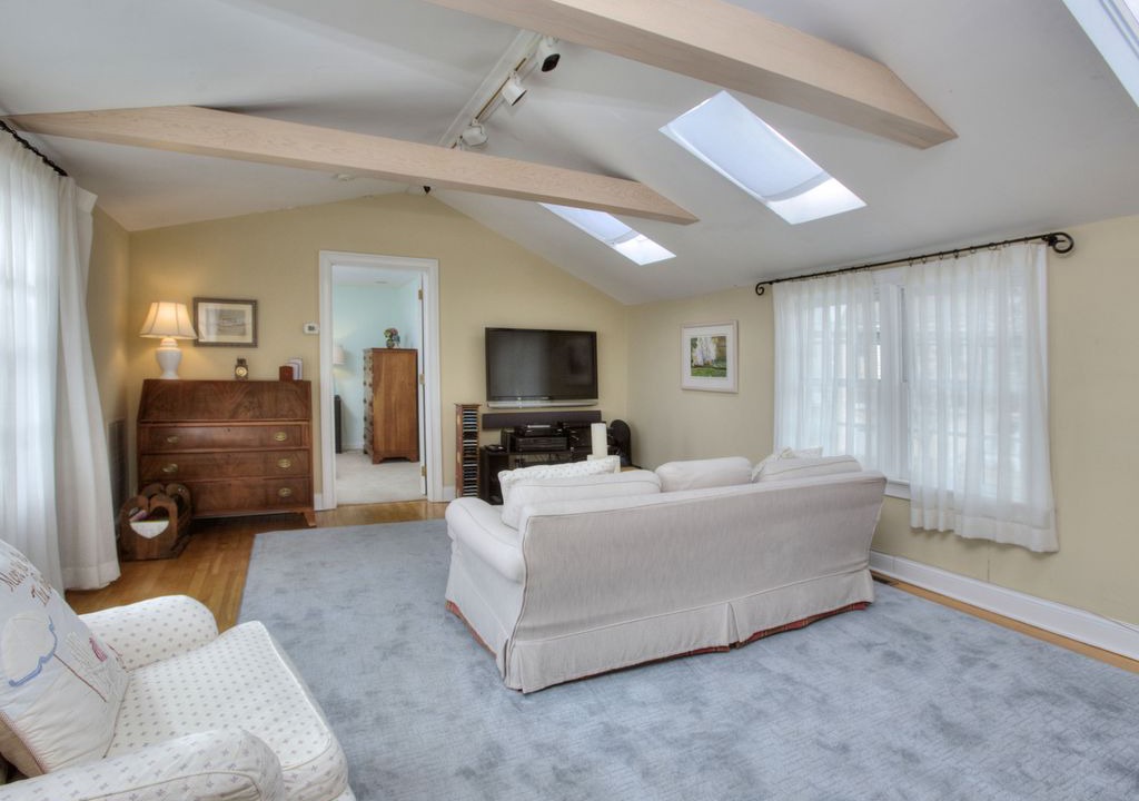 Photo of Livingroom in Fairfield