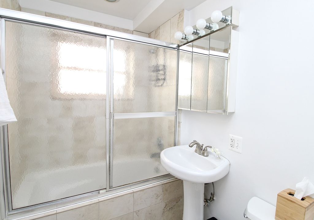 Photo of Bathroom in Hyde Park