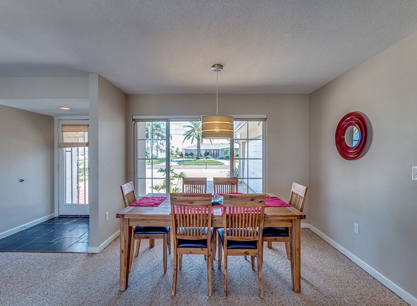 Photo of Livingroom in Island Estate