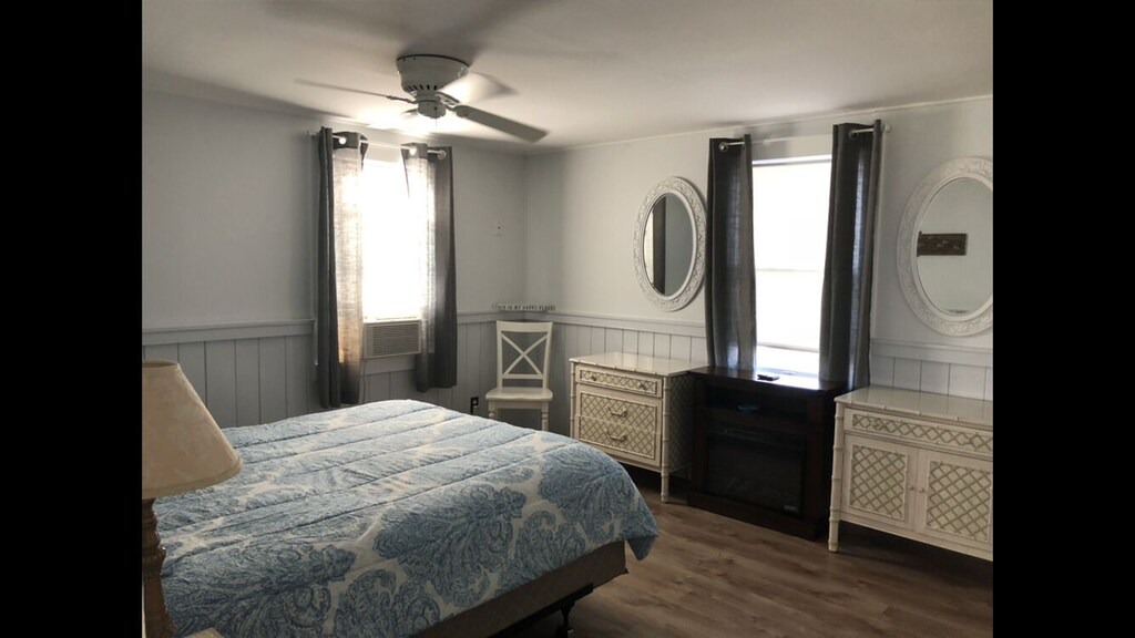 Photo of Bedroom in West Hyannisport