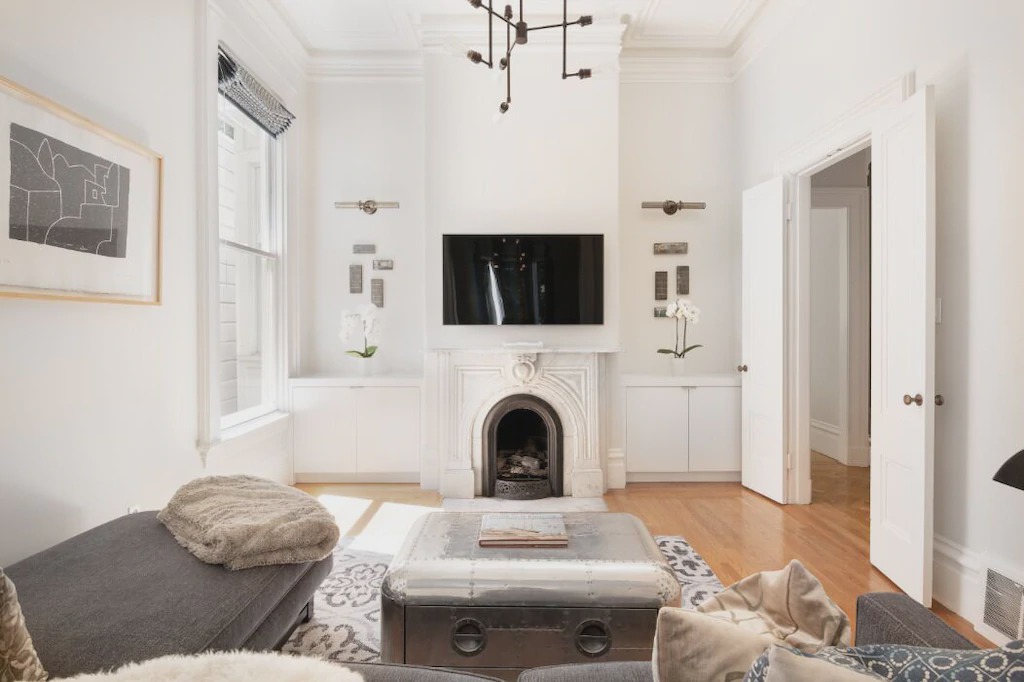 Photo of Others in Pacific Heights