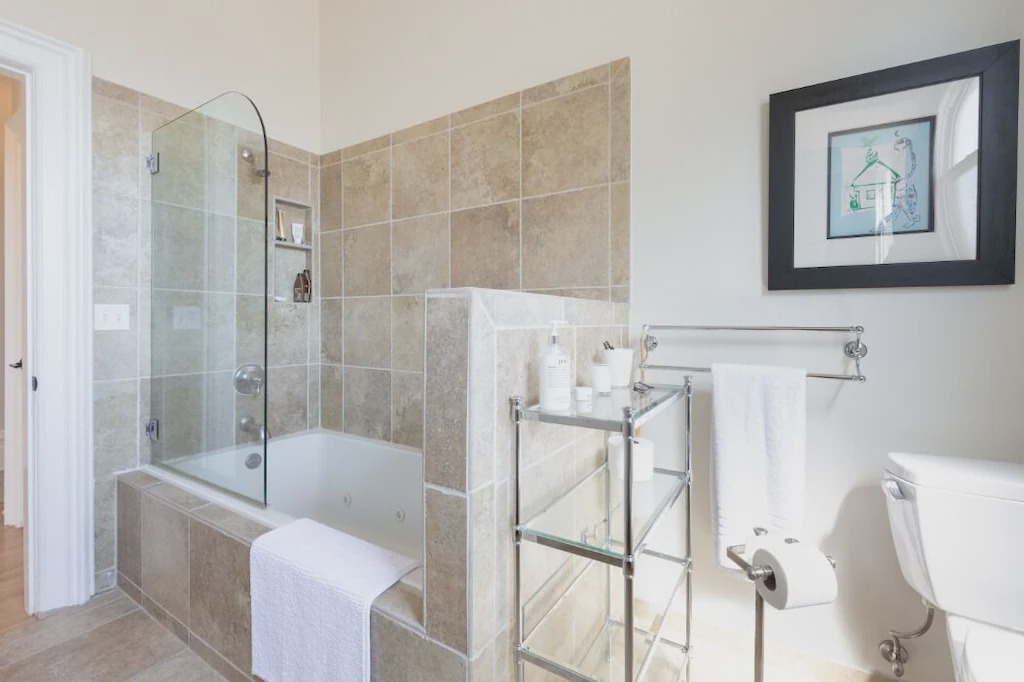 Photo of Others in Pacific Heights