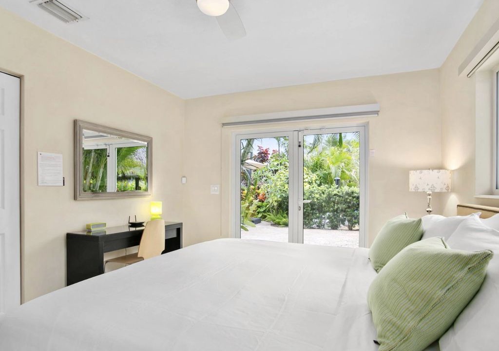 Photo of Bedroom in South Middle River