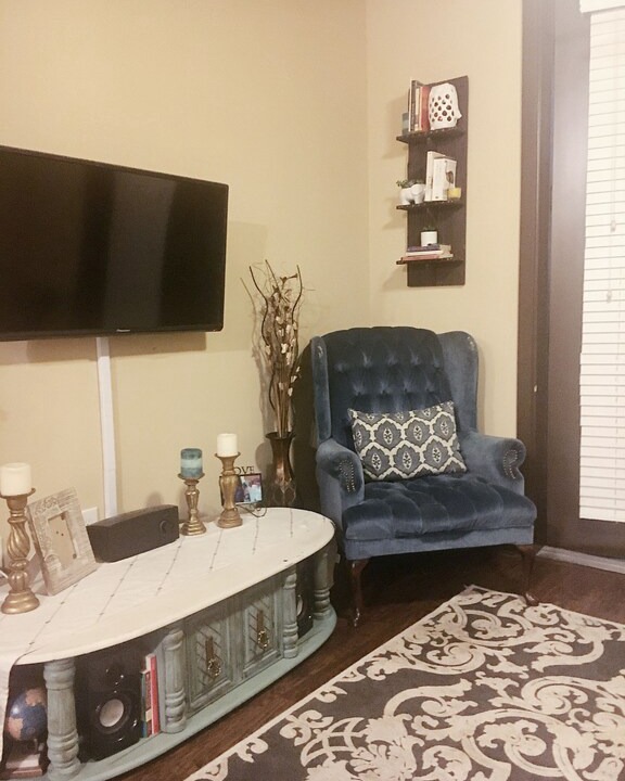 Photo of Livingroom in Cowley