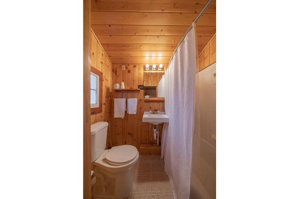 Photo of Bathroom in Ashton