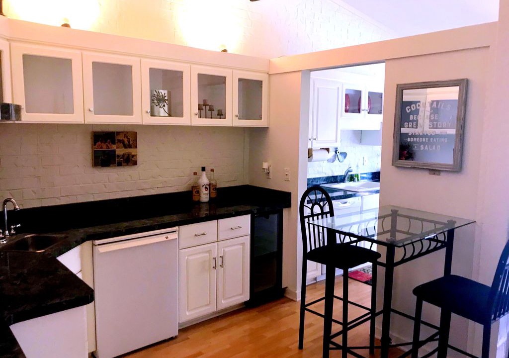 Photo of Kitchen in Fontana-on-Geneva Lake