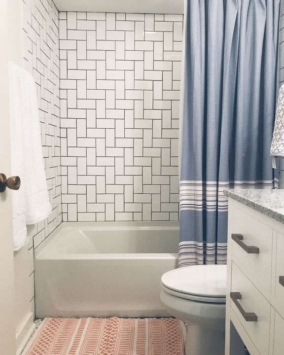 Photo of Bathroom in Fontana-on-Geneva Lake