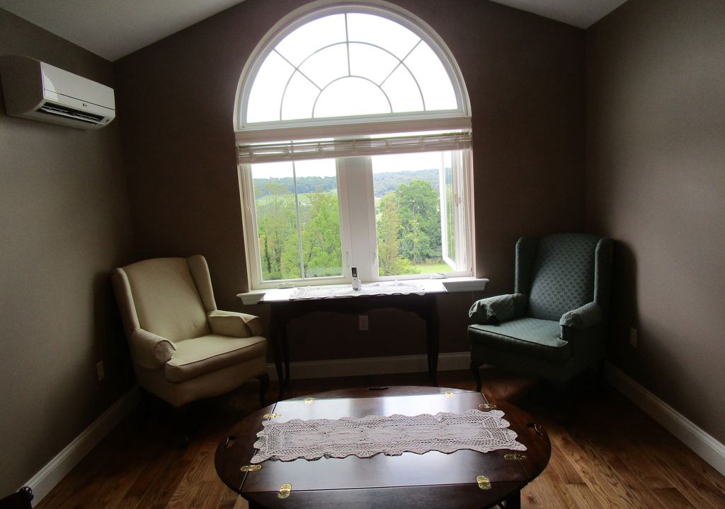 Photo of Livingroom in Bakers Summit