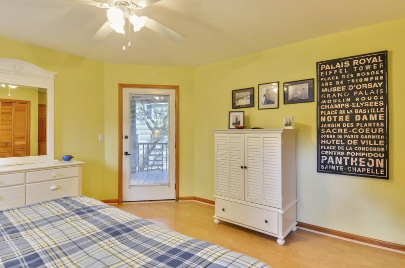 Photo of Bedroom in Monteray Shores