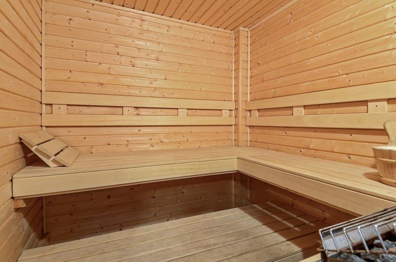 Photo of Bedroom in Monteray Shores