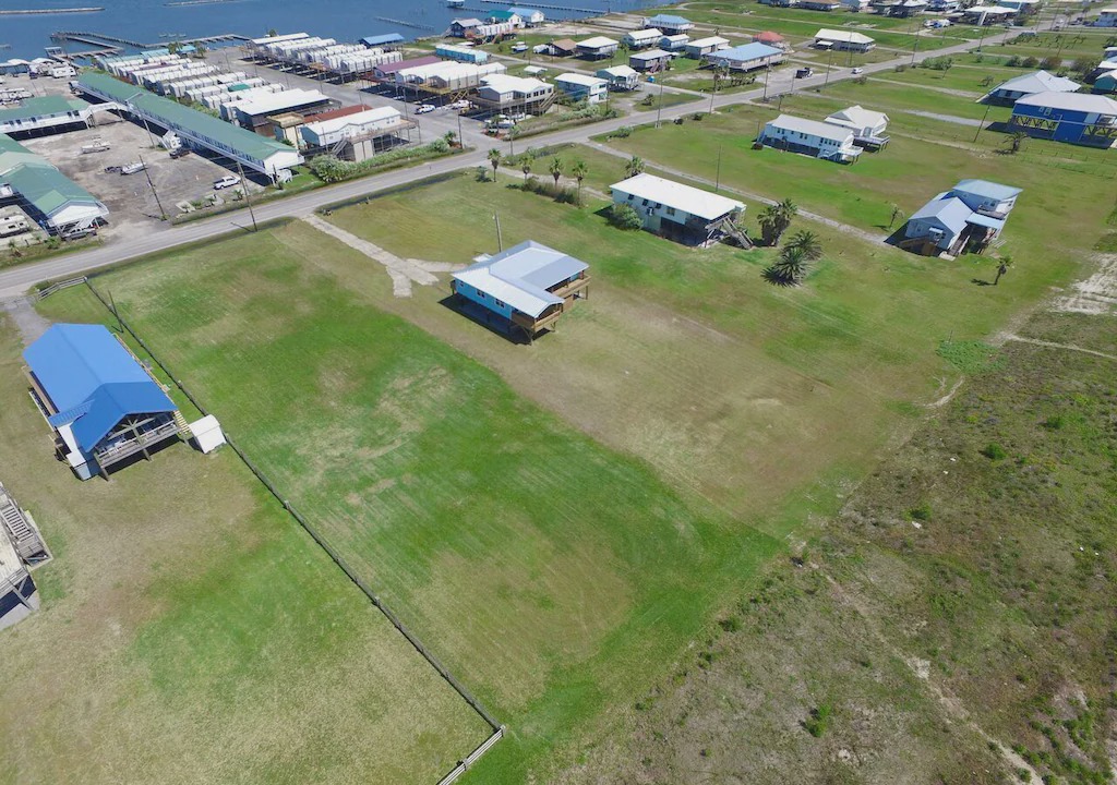 Photo of Others in Grand Isle