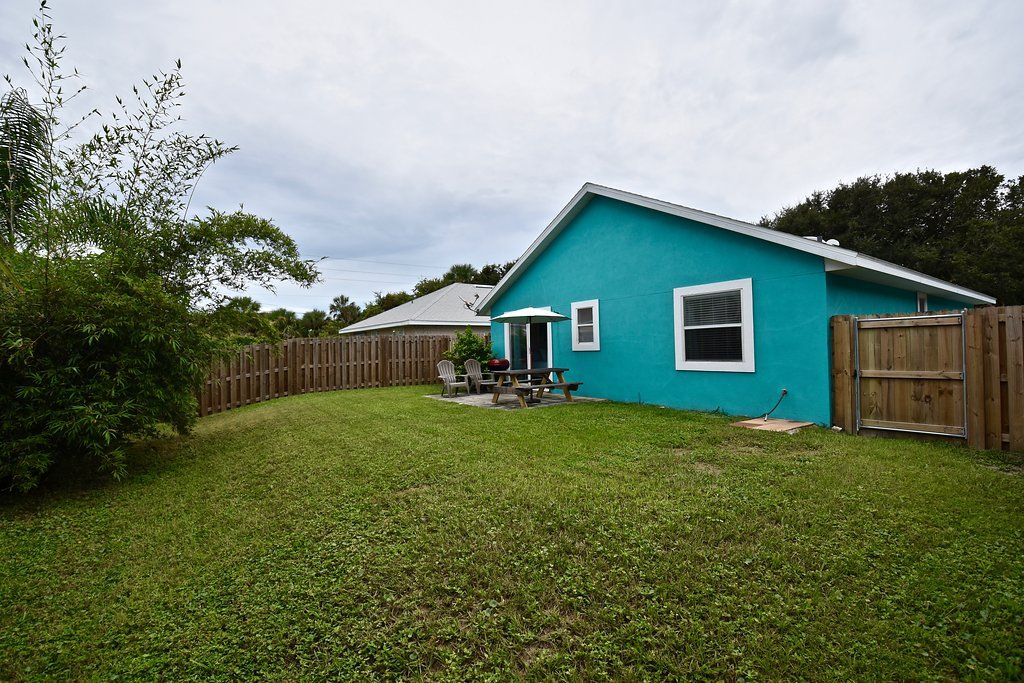 Photo of Buildings in Coquina Gables
