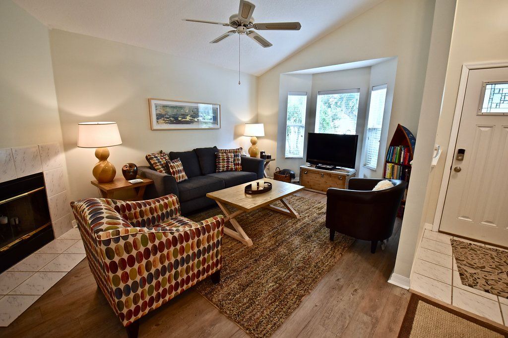 Photo of Livingroom in Coquina Gables