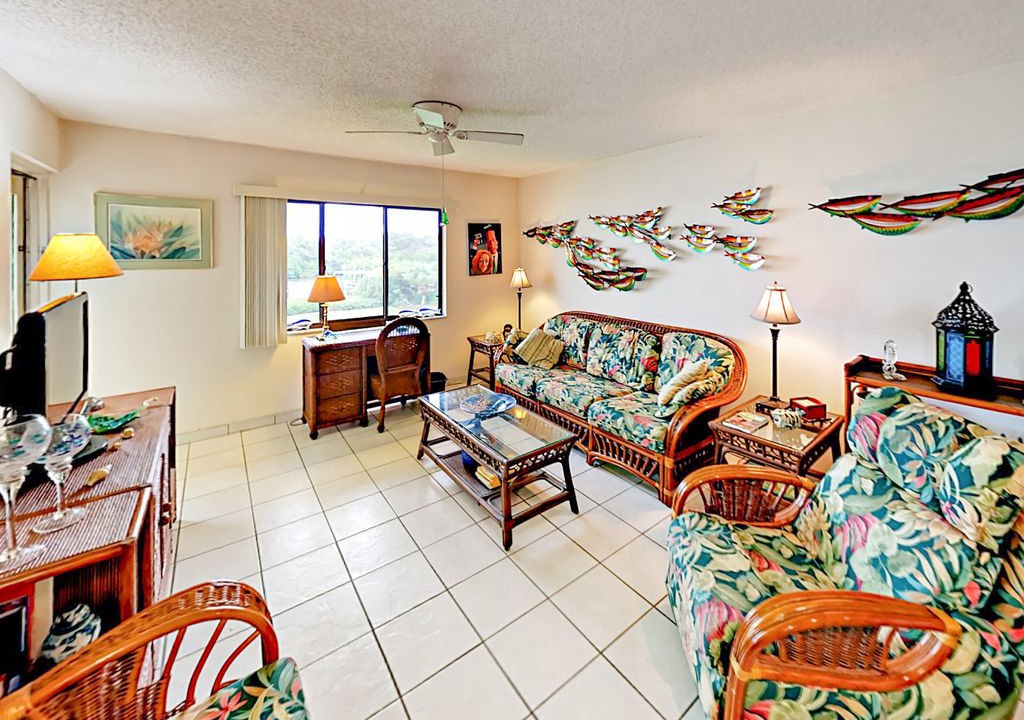 Photo of Livingroom in Tierra Verde