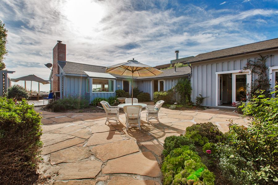 Photo of Buildings in Stinson Beach
