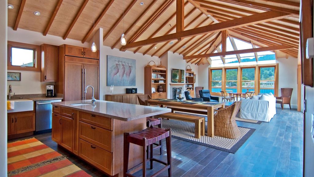 Photo of Others in Stinson Beach