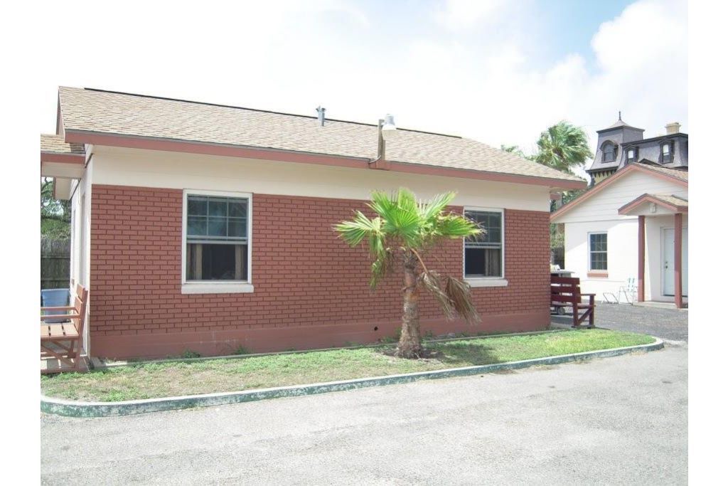 Photo of Buildings in Fulton