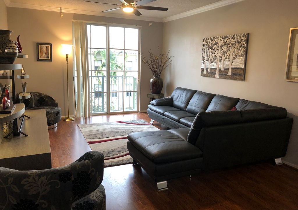 Photo of Livingroom in Downtown West Palm Beach