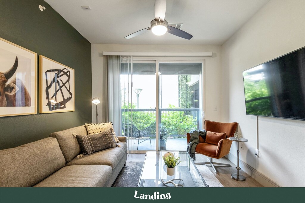 Photo of Livingroom in South Lamar