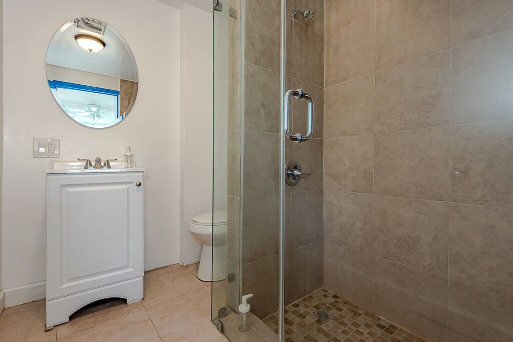 Photo of Bathroom in North Bay Village