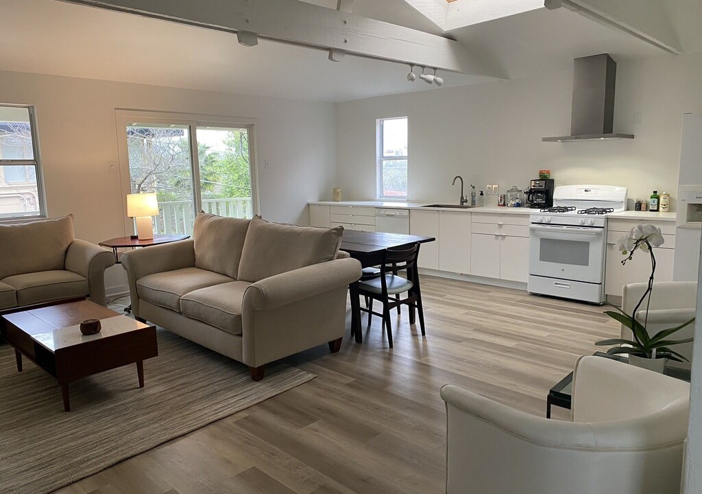 Photo of Livingroom in Clarksville
