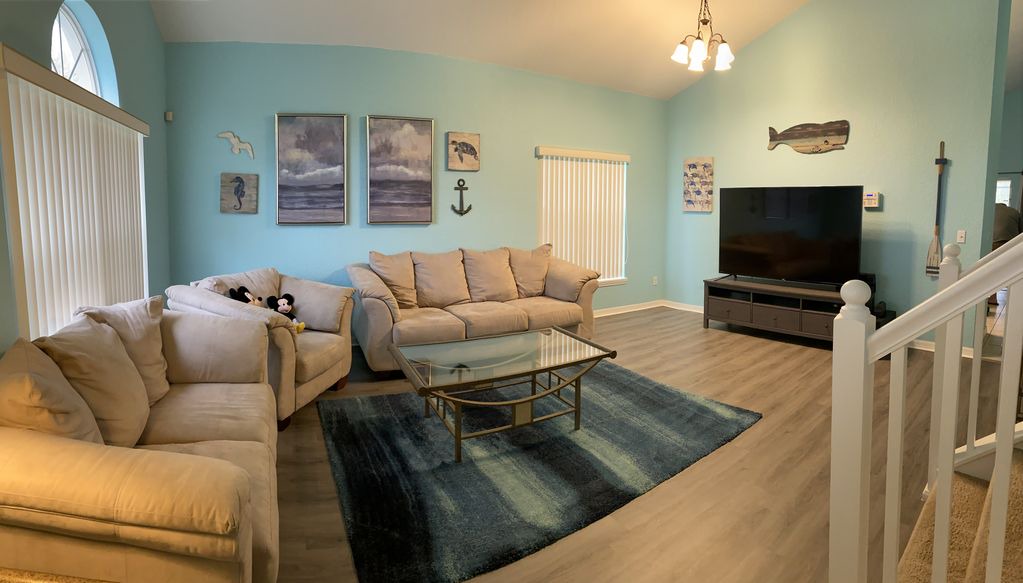 Photo of Livingroom in Silver Creek