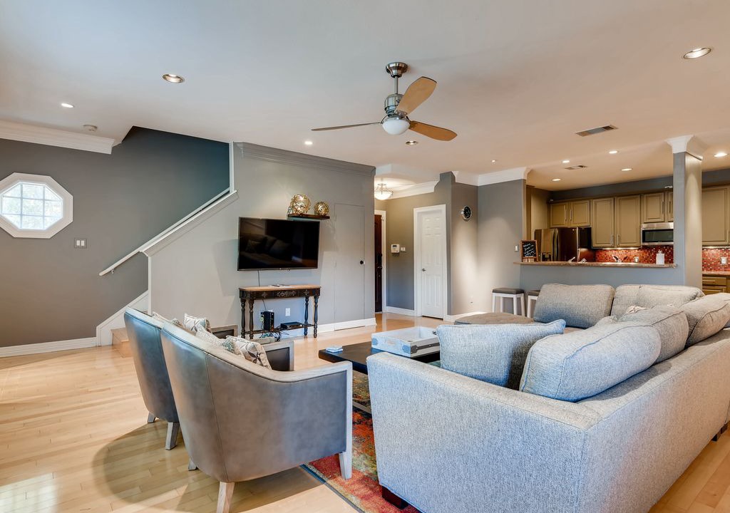 Photo of Livingroom in West Campus