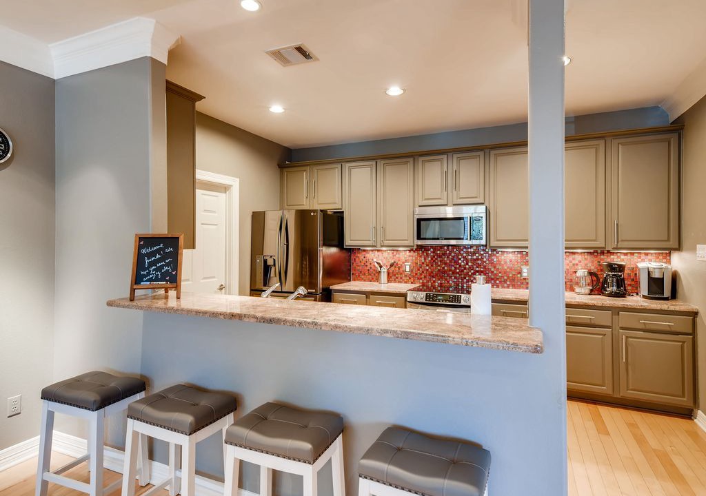 Photo of Kitchen in West Campus