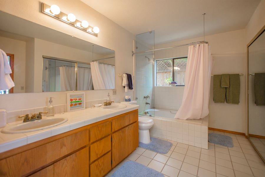 Photo of Others in Stinson Beach