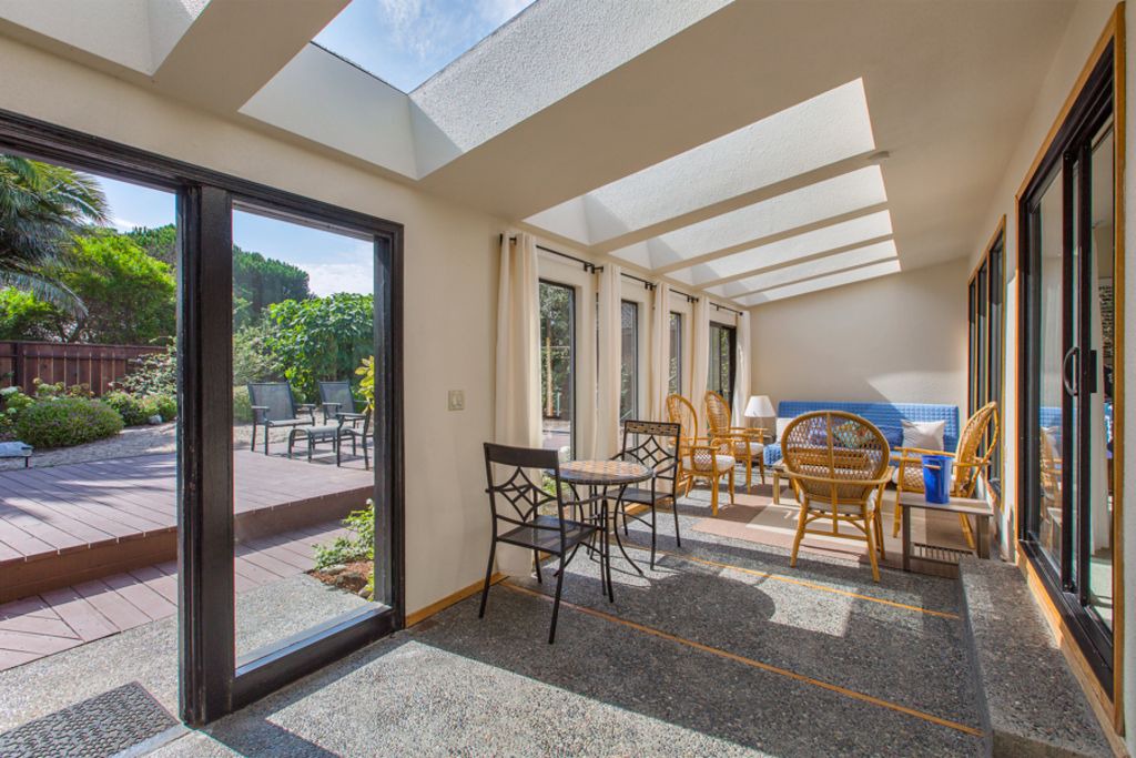 Photo of Patio Balcony in Stinson Beach