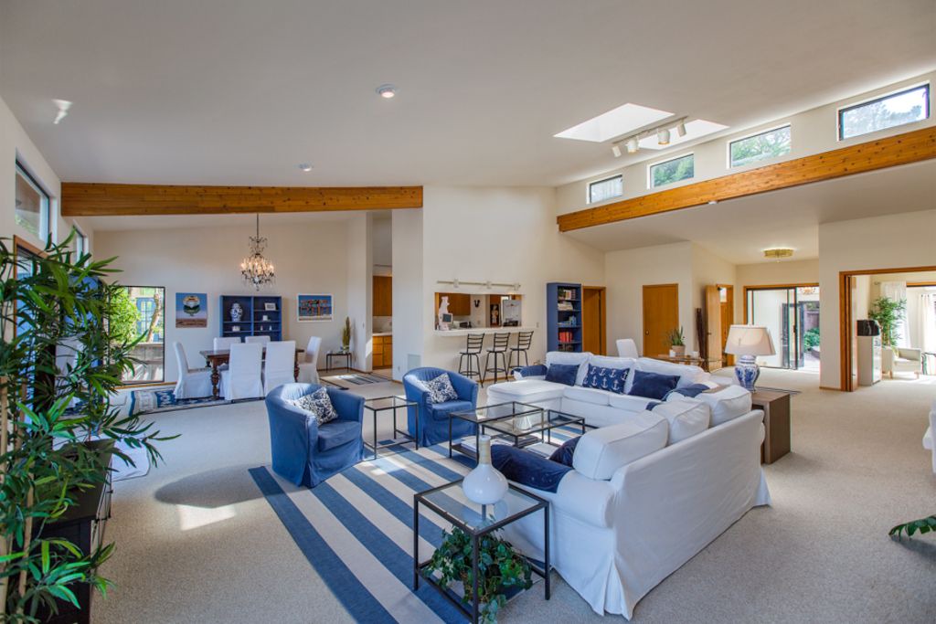 Photo of Livingroom in Stinson Beach
