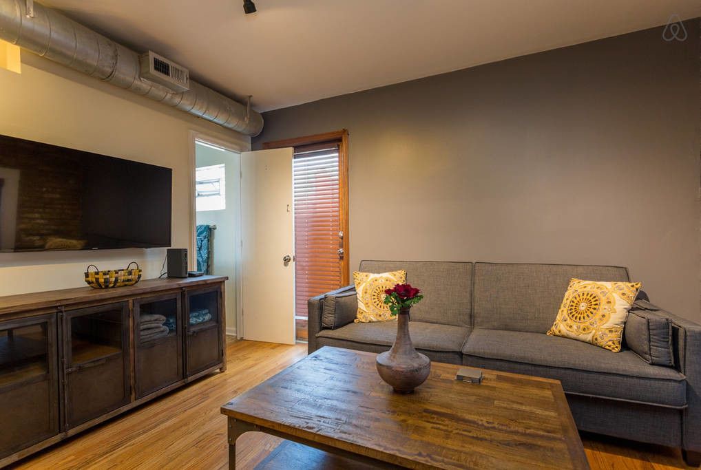Photo of Livingroom in Wicker Park