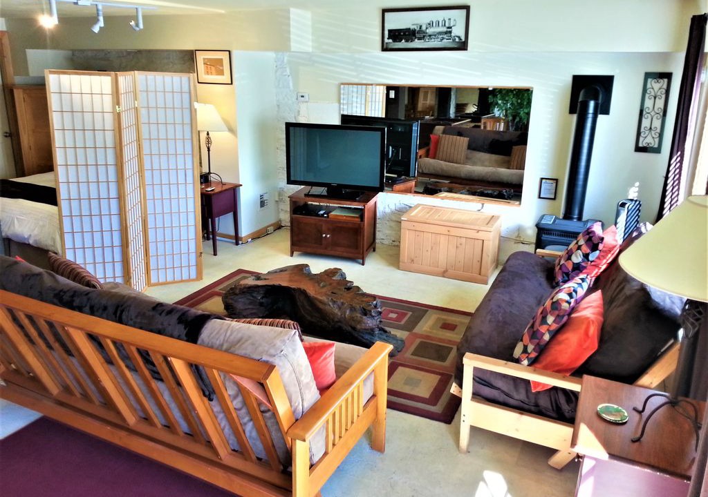 Photo of Livingroom in Downtown