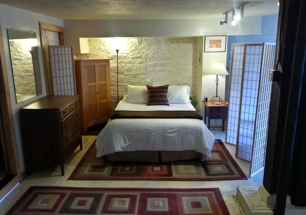 Photo of Bedroom in Downtown