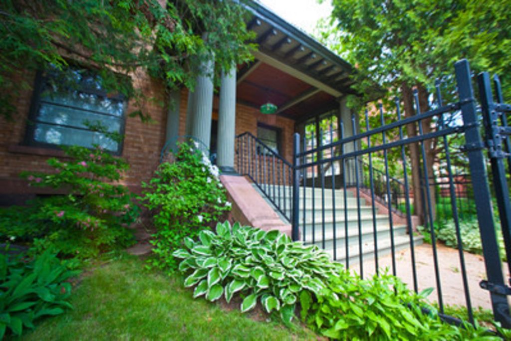 Photo of Buildings in Endion