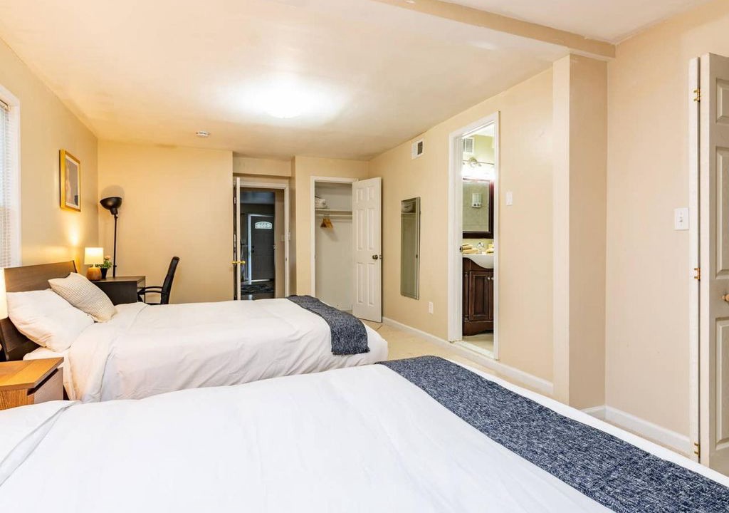 Photo of Bedroom in Bluemont