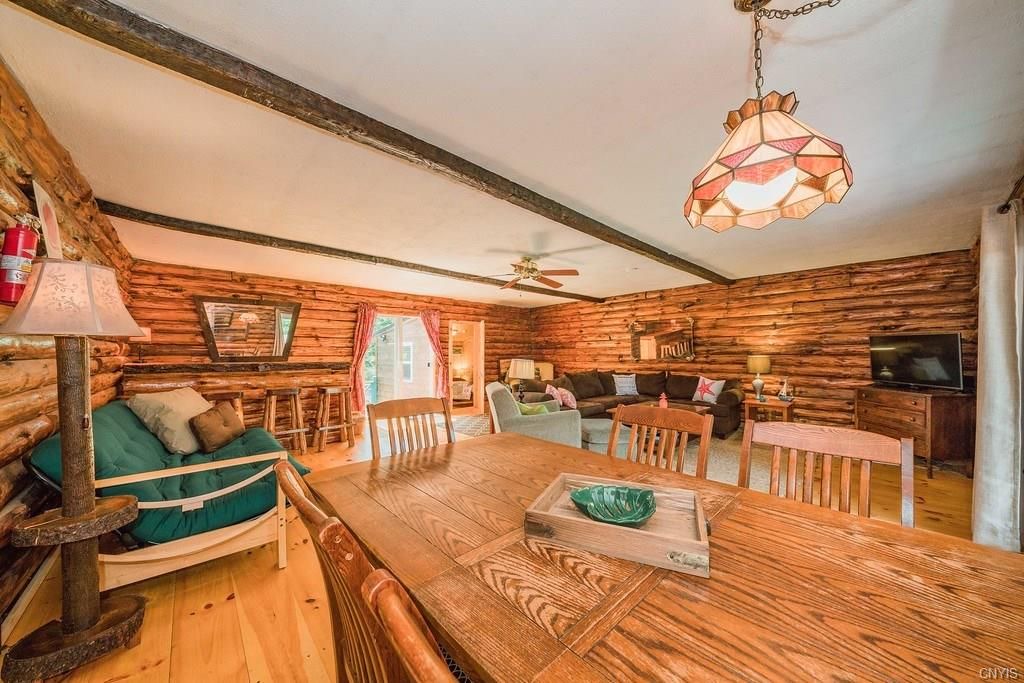 Photo of Livingroom in Alexandria Bay
