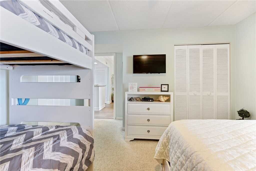 Photo of Bedroom in Crescent Beach