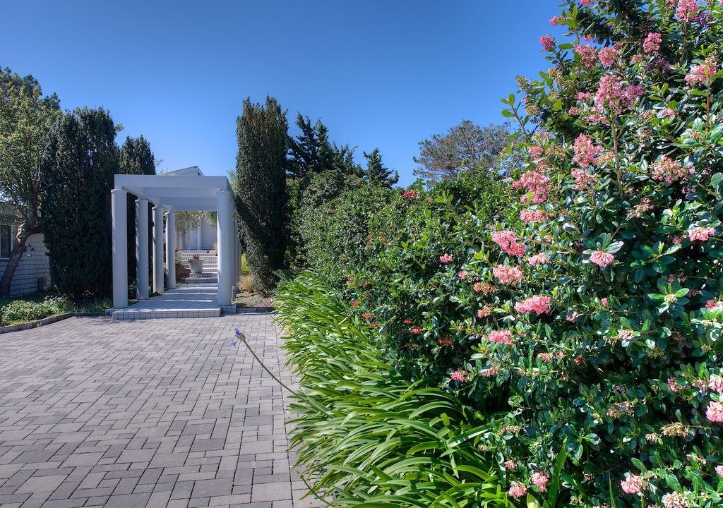 Photo of Buildings in Stinson Beach