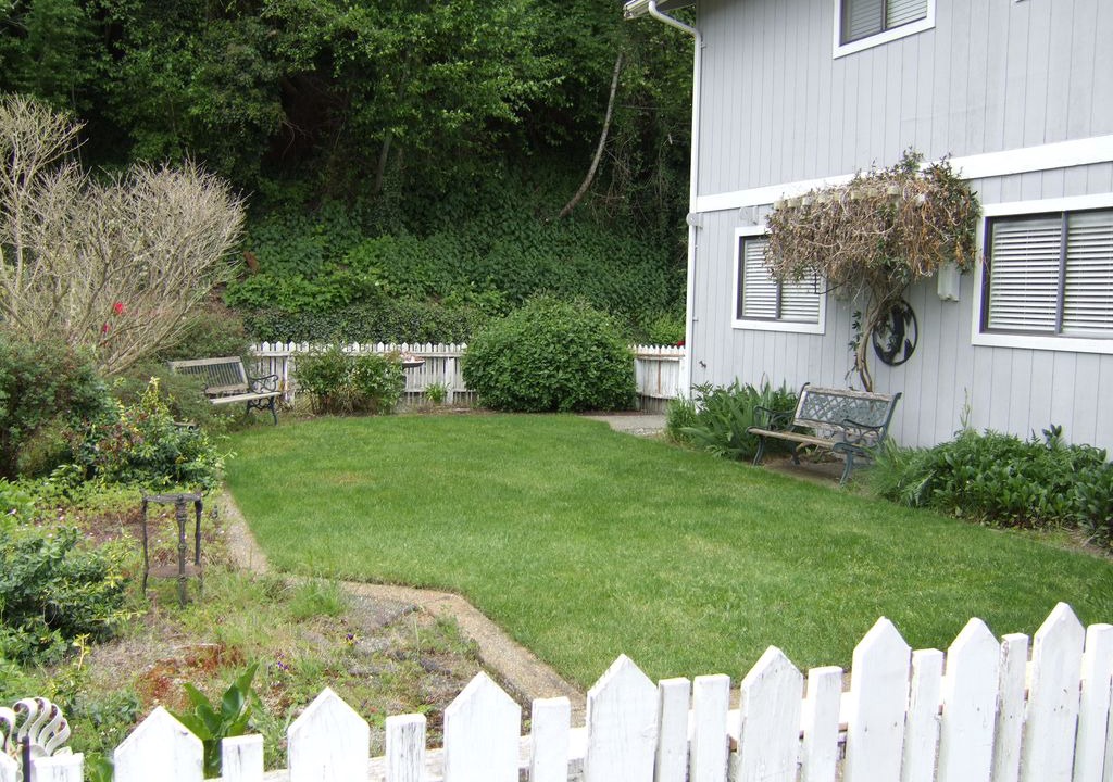 Photo of Buildings in Bells Beach