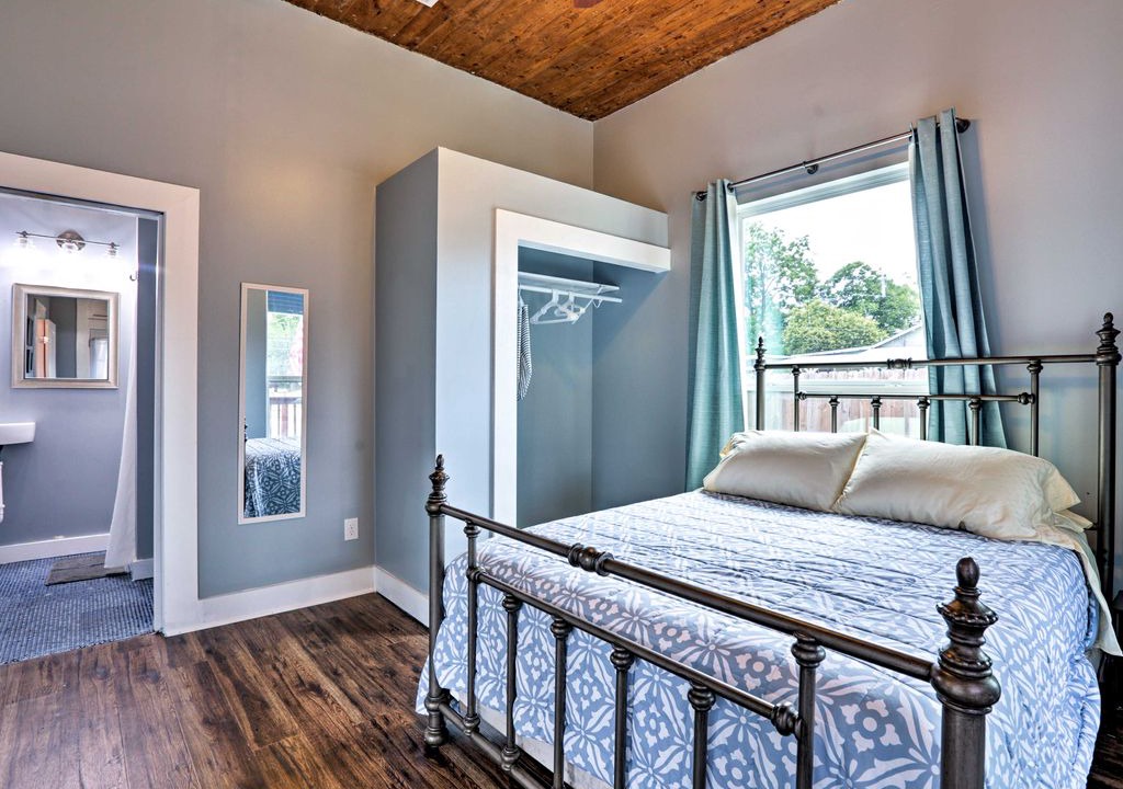 Photo of Bedroom in Beacon Hill