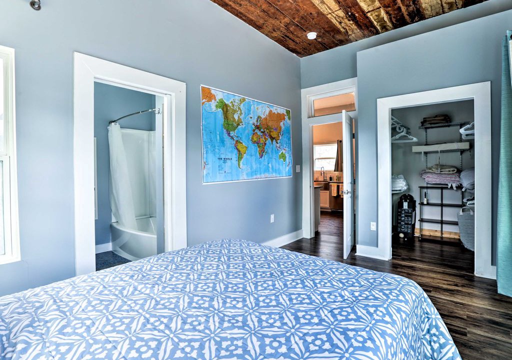 Photo of Bedroom in Beacon Hill