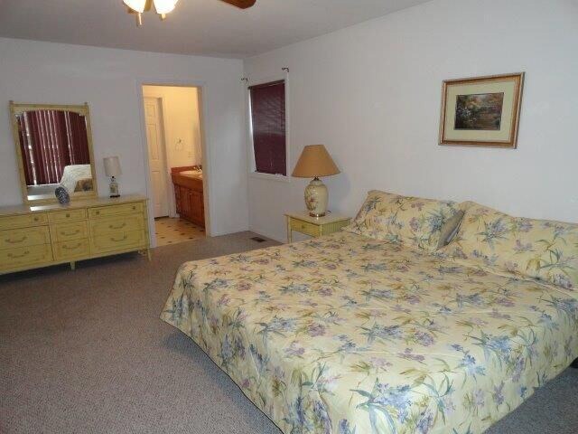 Photo of Bedroom in Lost Bridge Village