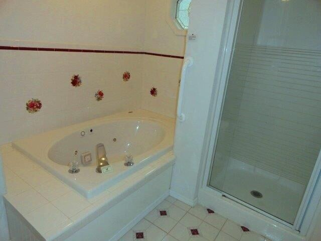 Photo of Bathroom in Lost Bridge Village