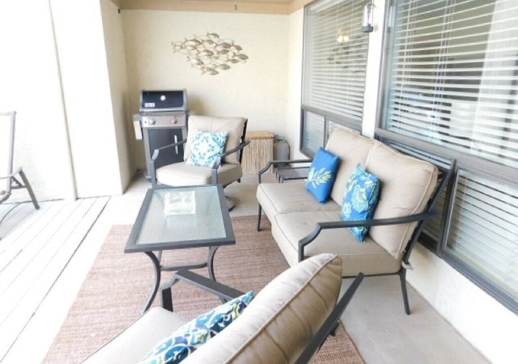 Photo of Livingroom in Briarcliff
