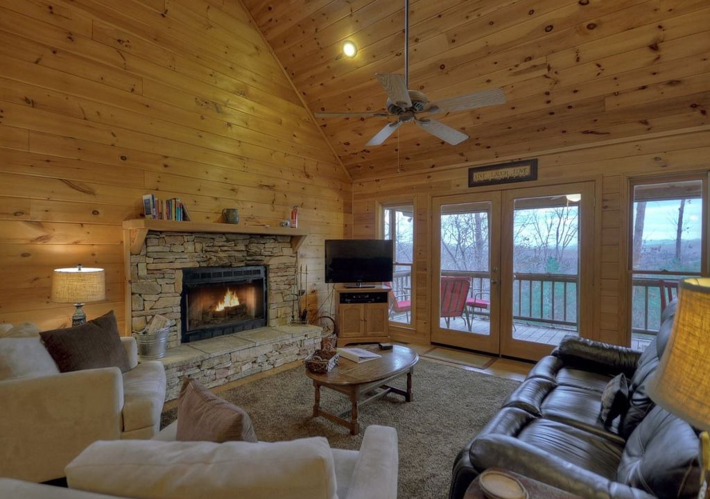 Photo of Livingroom in My Mountain